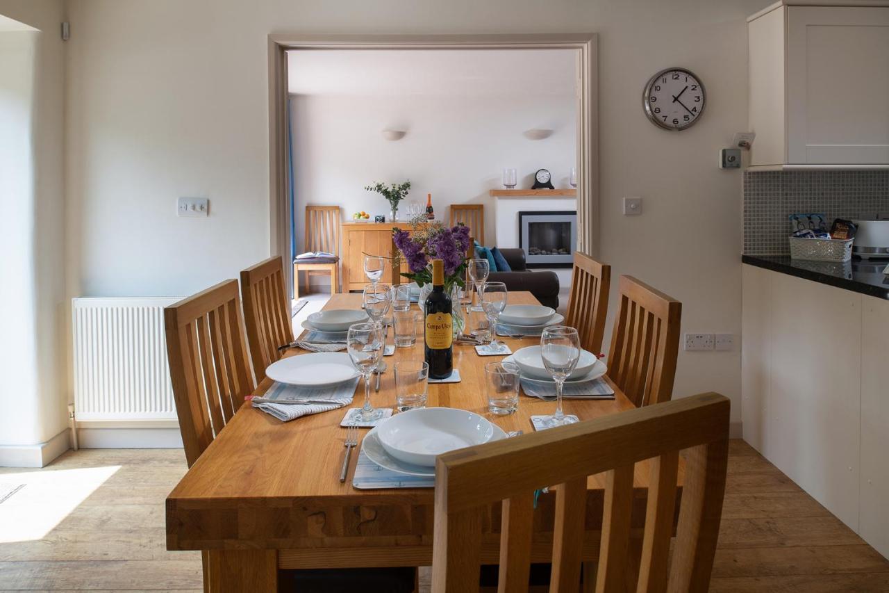 Dorset Holiday Barns เชอร์บอร์น ภายนอก รูปภาพ