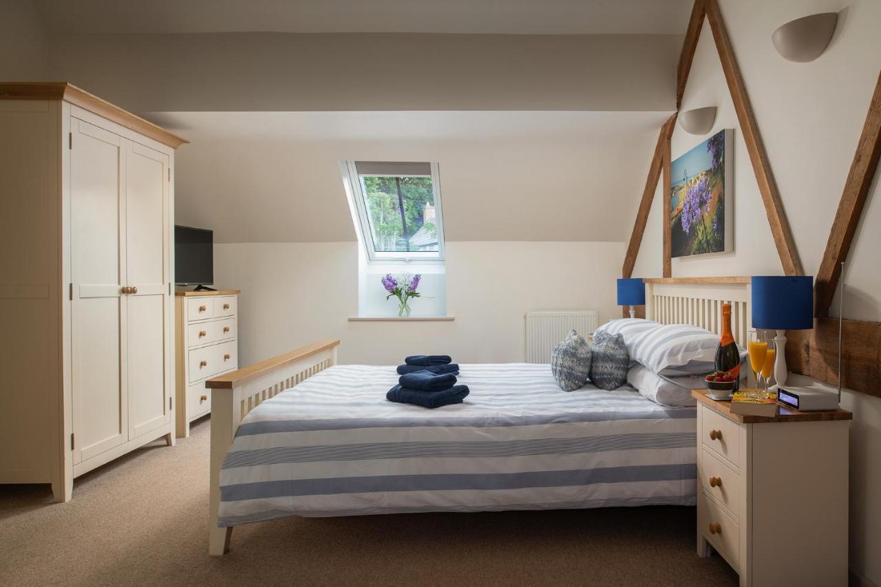Dorset Holiday Barns เชอร์บอร์น ภายนอก รูปภาพ