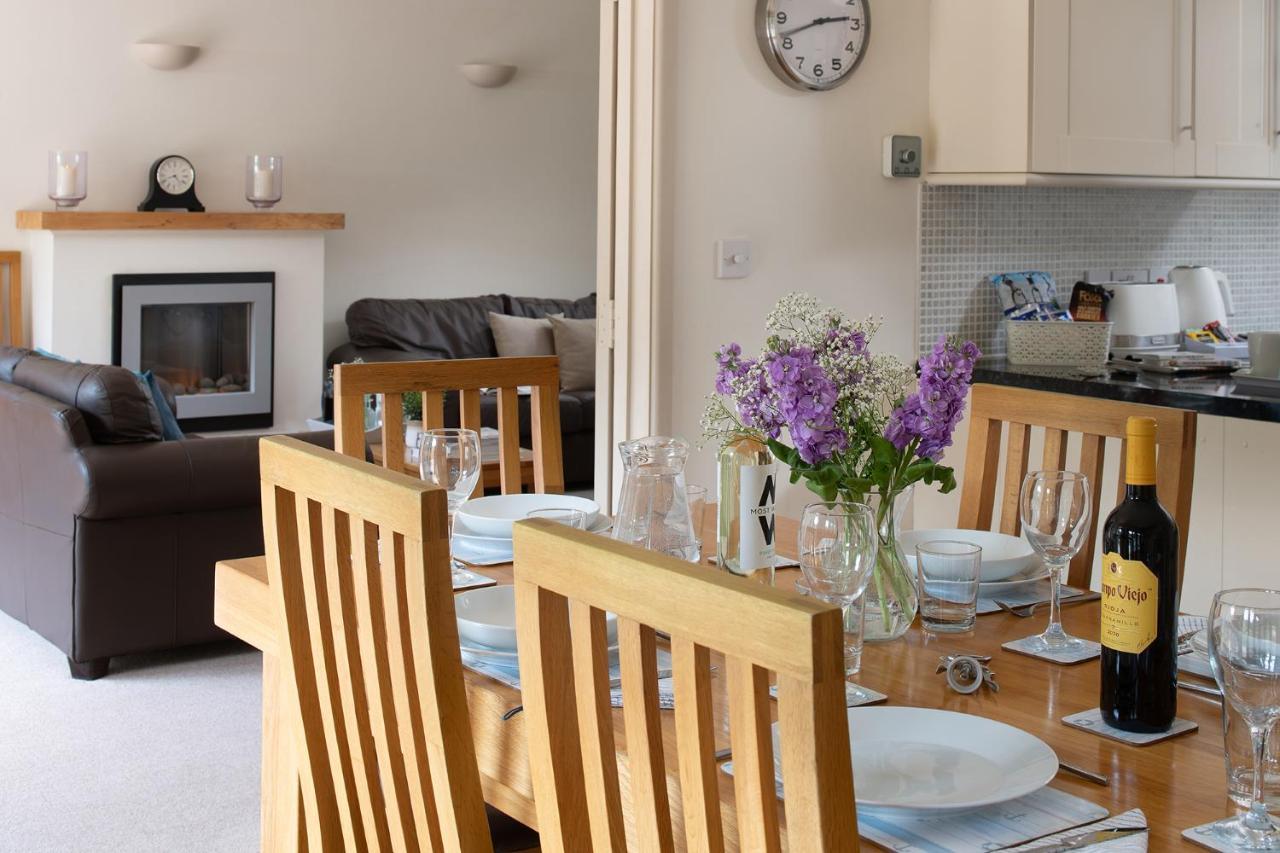 Dorset Holiday Barns เชอร์บอร์น ภายนอก รูปภาพ