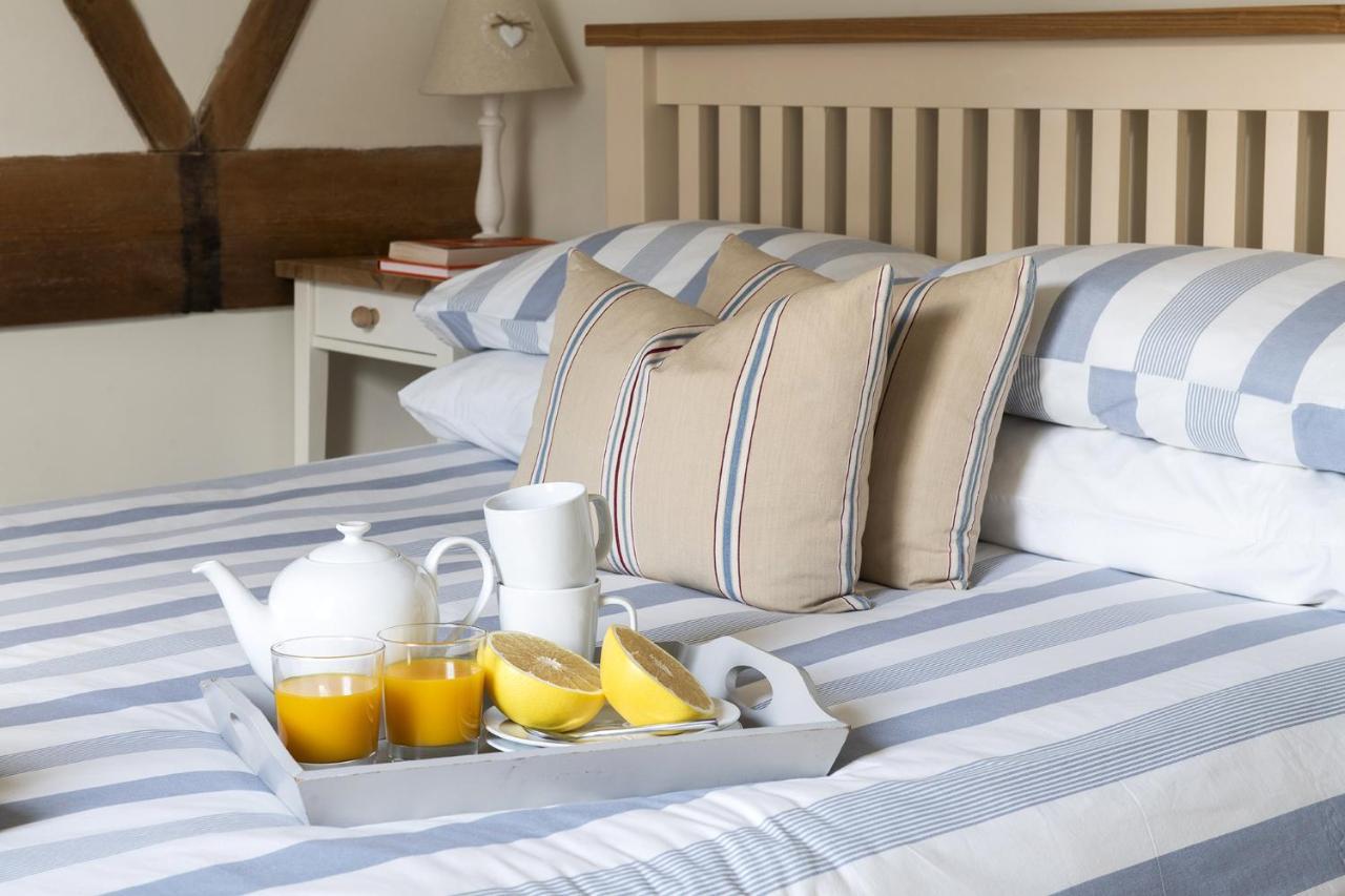 Dorset Holiday Barns เชอร์บอร์น ภายนอก รูปภาพ
